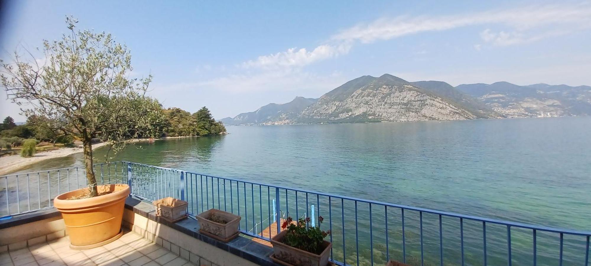 In Suite Lake 3 Pilzone Kültér fotó